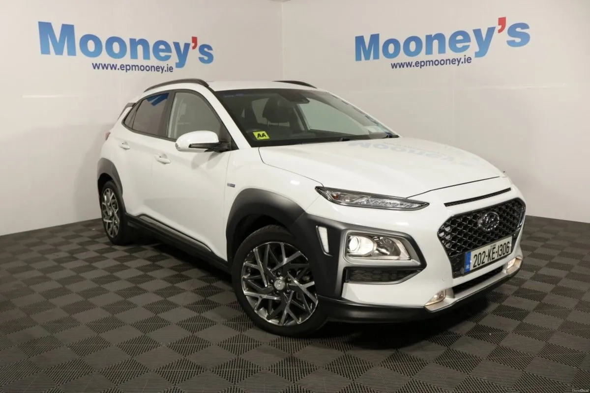 Hyundai KONA HYBRID EXECUTIVE 1.6L PETROL COMPACT - Image 1