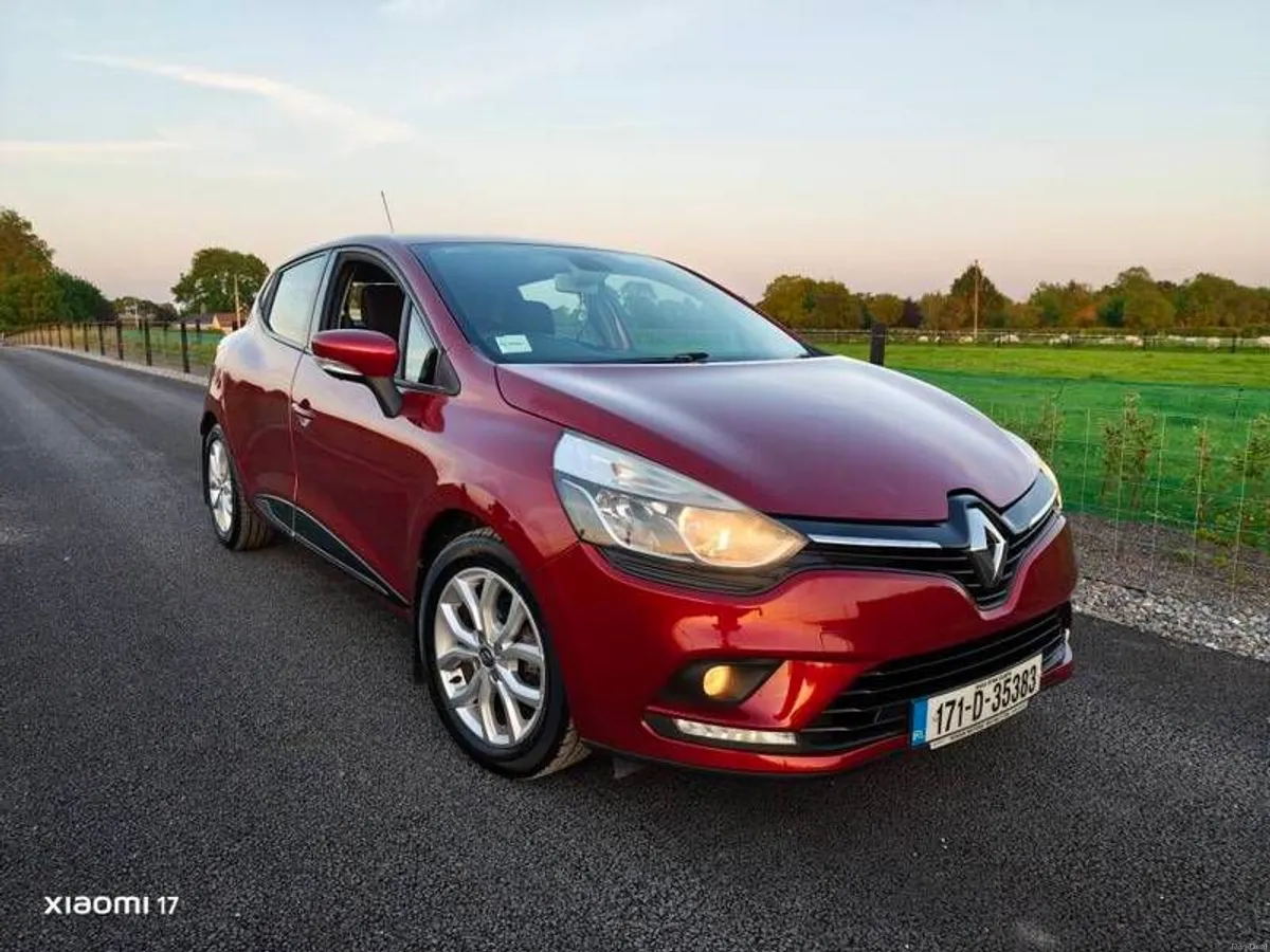 2017 Renault Clio 1.1 (Tax 08/26 NCT 03/27) - Image 1