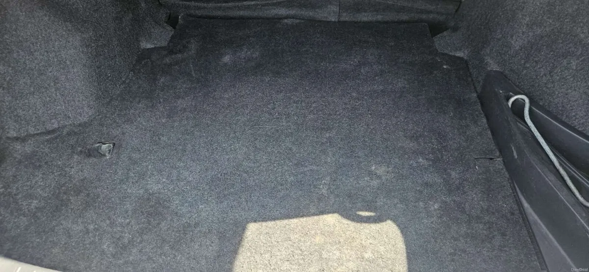 Toyota Corolla 2010 - Image 3