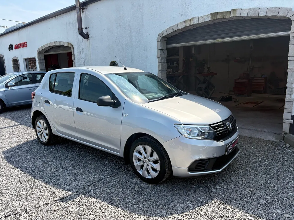 Dacia sandero - Image 1