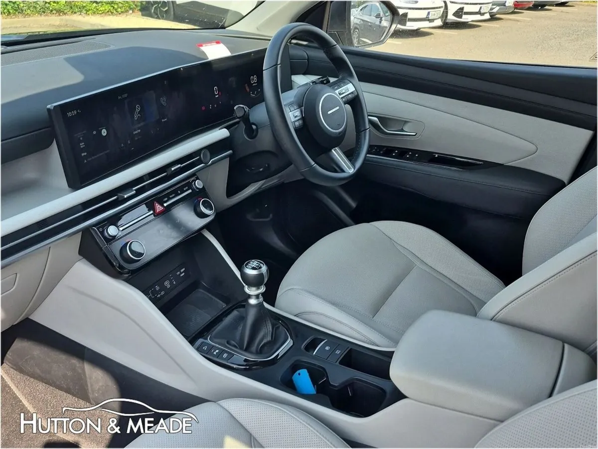 Hyundai Tucson Executive 1.6 Diesel 5dr - Image 5