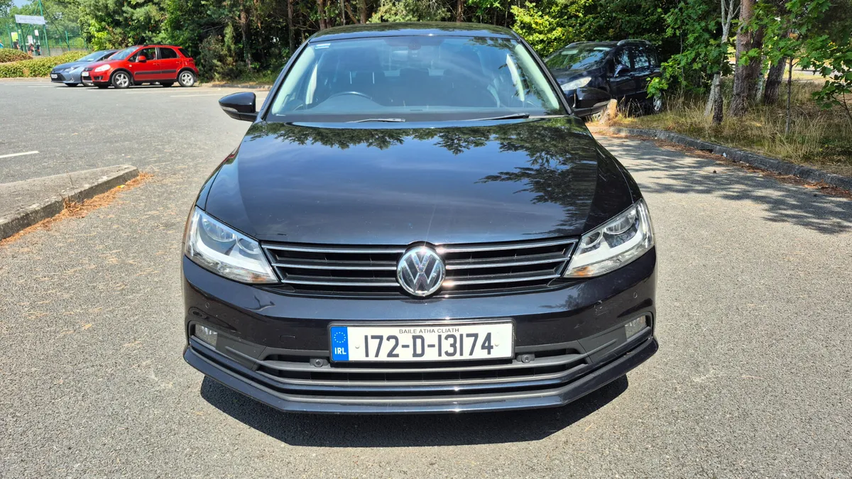 172 Volkswagen Jetta 2.0TDI LOW KM - Image 2