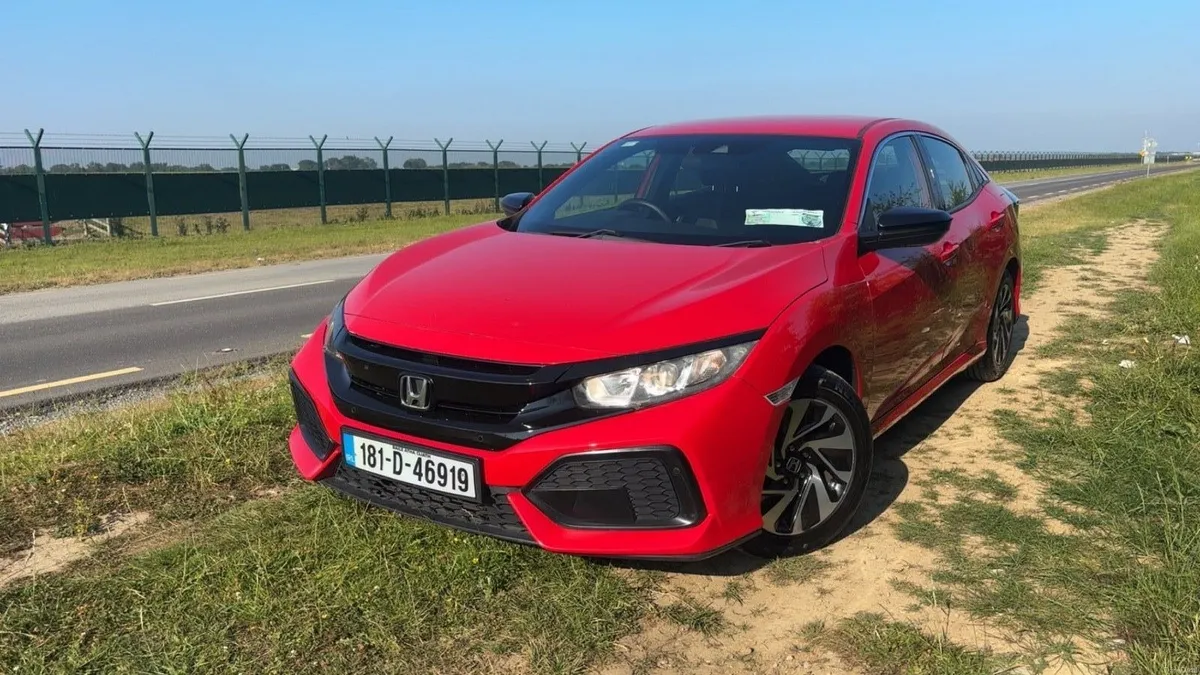 2018 Honda civic Auto 1ltr Turbo - Image 2