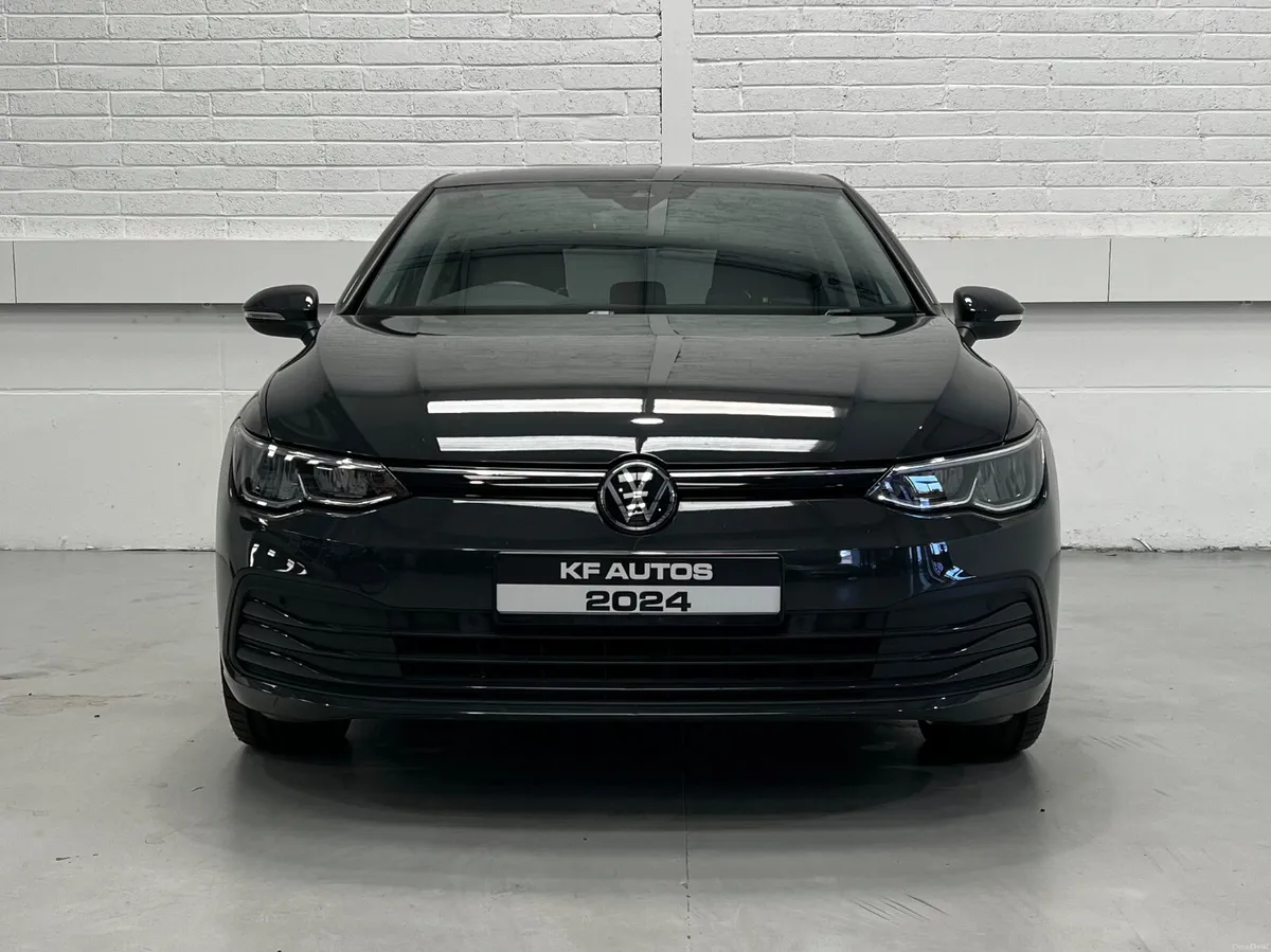 Volkswagen Golf Life 2.0TDI 6 Speed Manual 115bhp - Image 2
