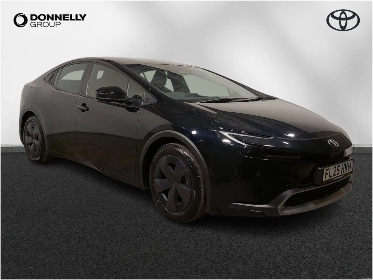 Toyota Prius Hatchback Design - Image 1