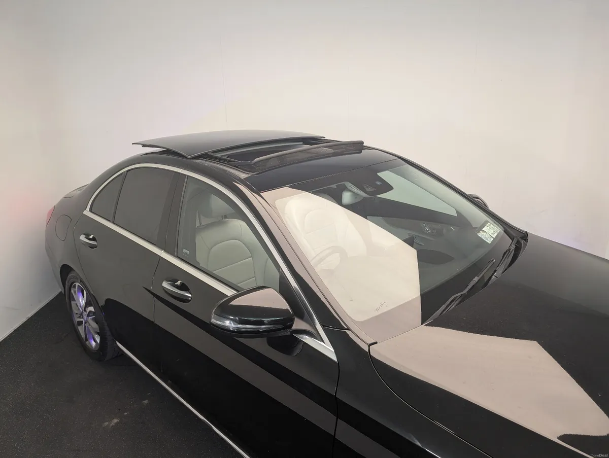 Mercedes-Benz C-Class C220d Premium Plus - Image 6