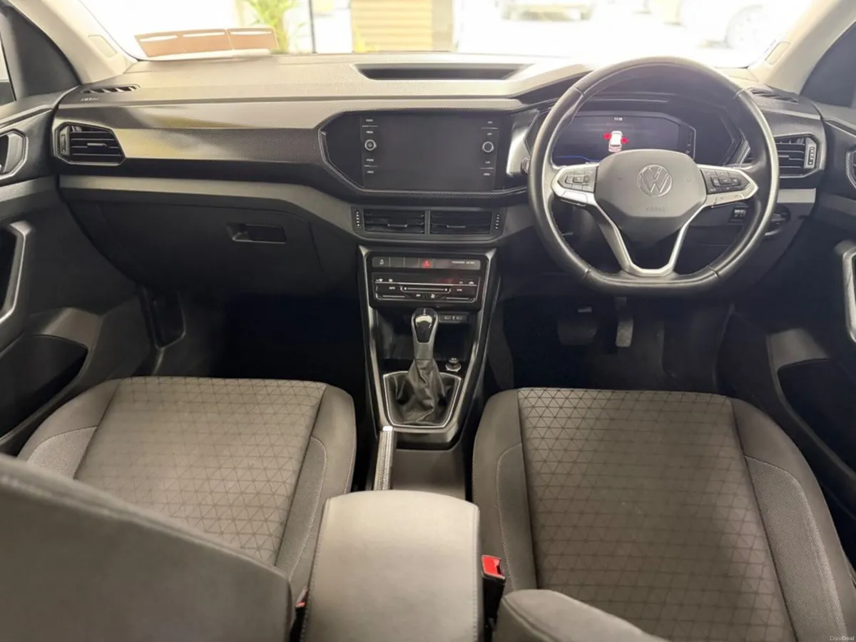 Volkswagen T-Cross Life 1.0 TSI D7F 110HP - Image 6