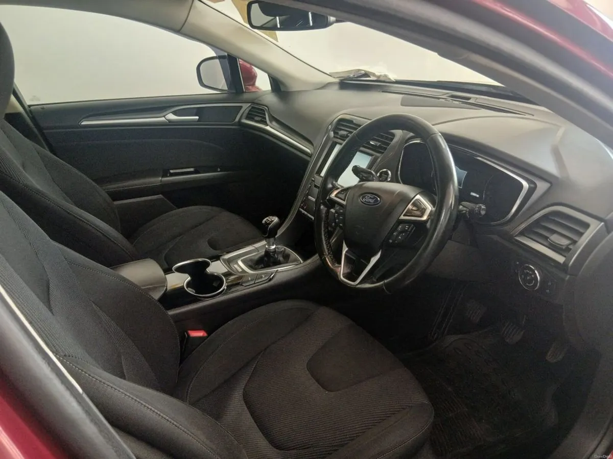 Ford Mondeo Titanium 2.0tdci 150PS 4DR - Image 6