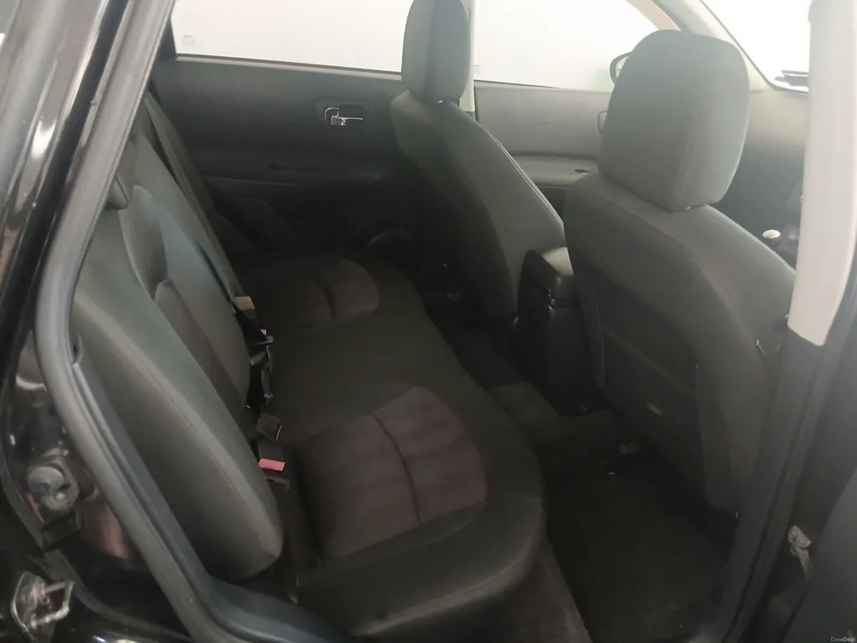 Nissan Qashqai 1.5 SV 5DR - Image 6