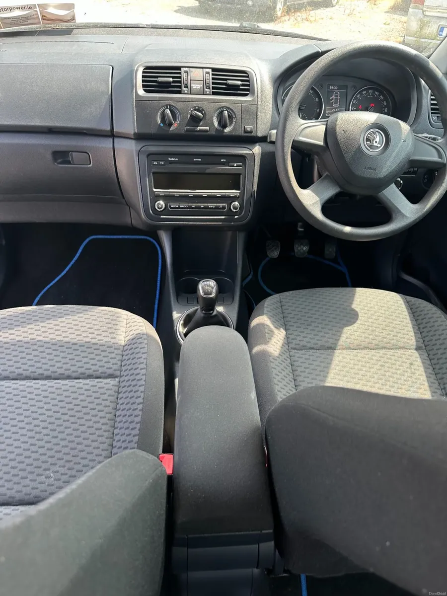 Skoda Fabia 1.2 Petrol **Low mileage** - Image 5