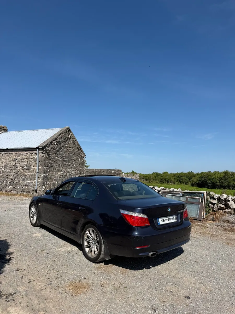 2009 BMW 520d E60 Sunroof Model - Image 2