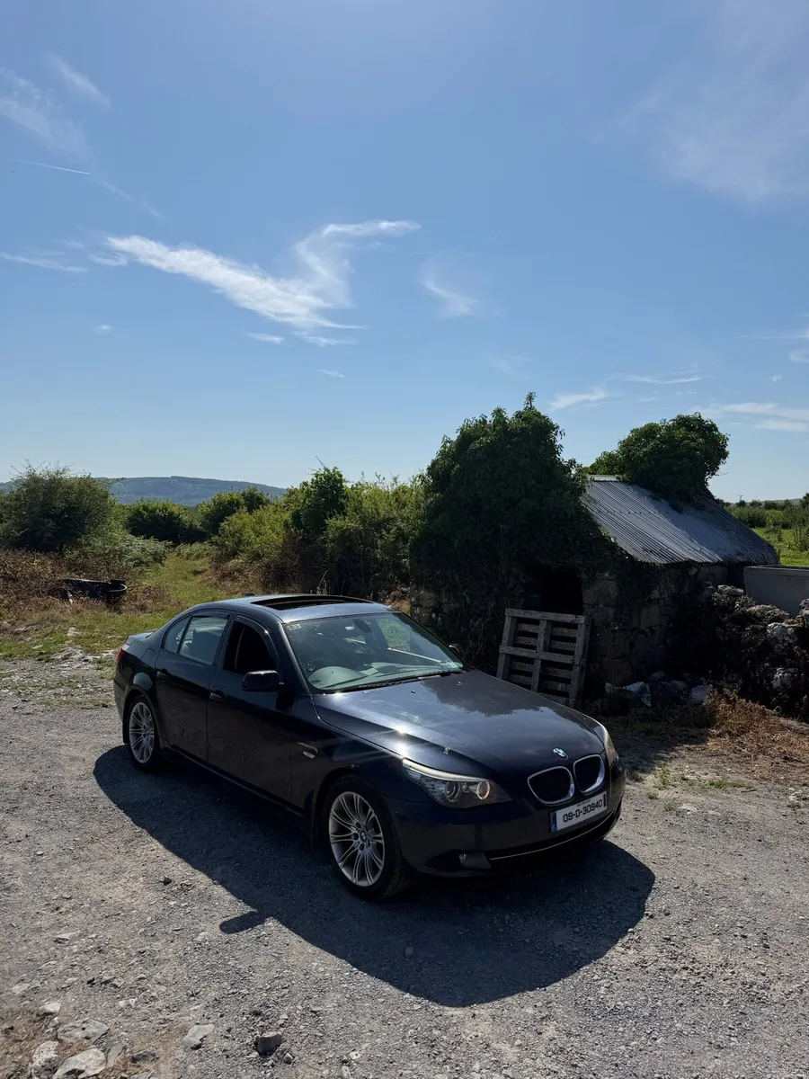 2009 BMW 520d E60 Sunroof Model - Image 1