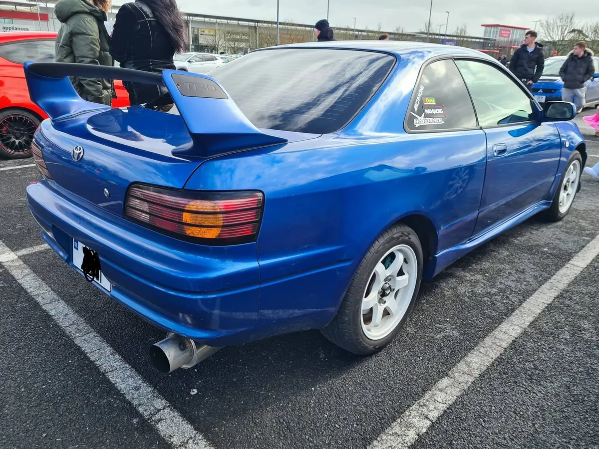 Toyota levin ae111 - Image 2