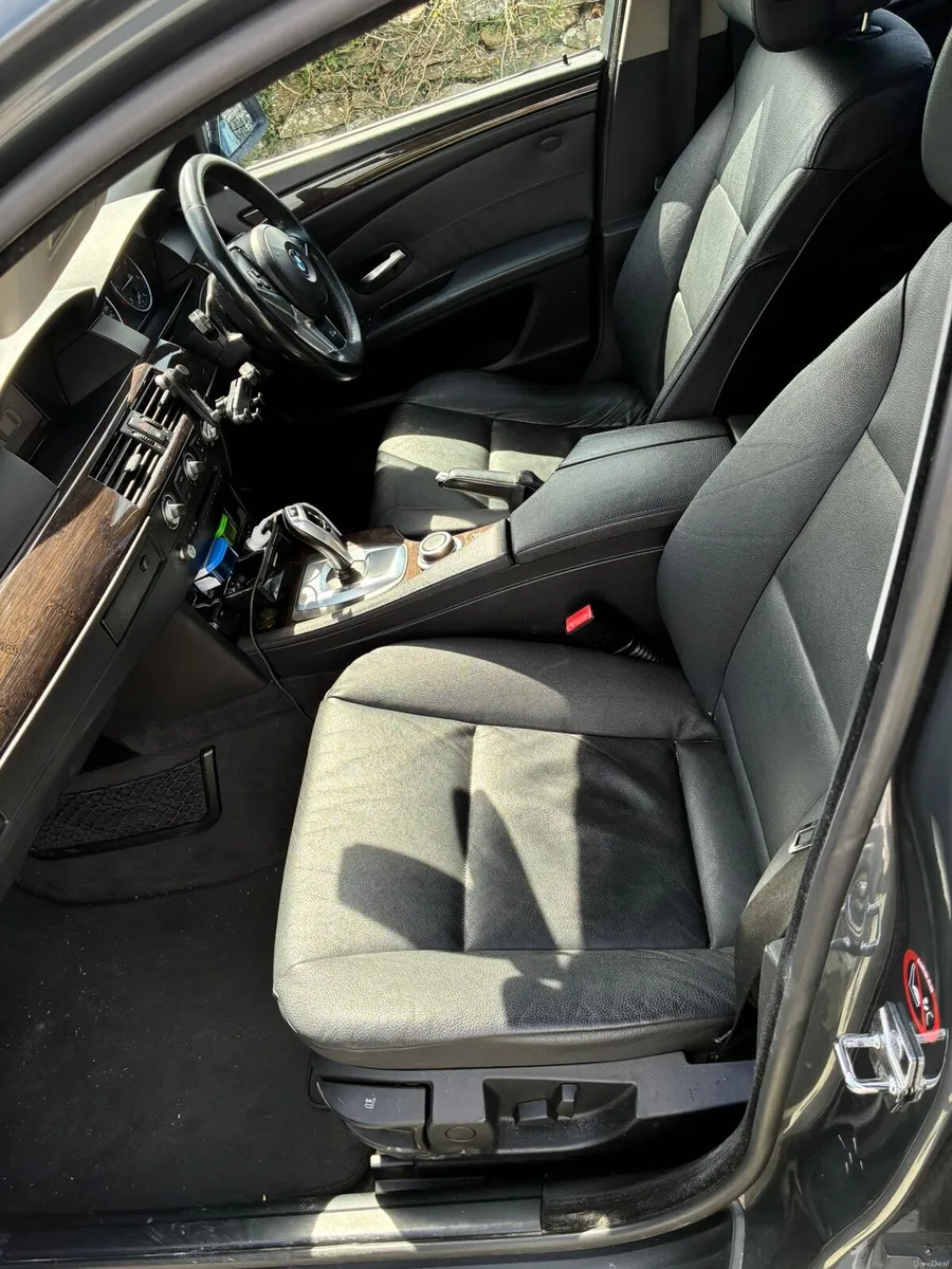 BMW 520d - Image 2