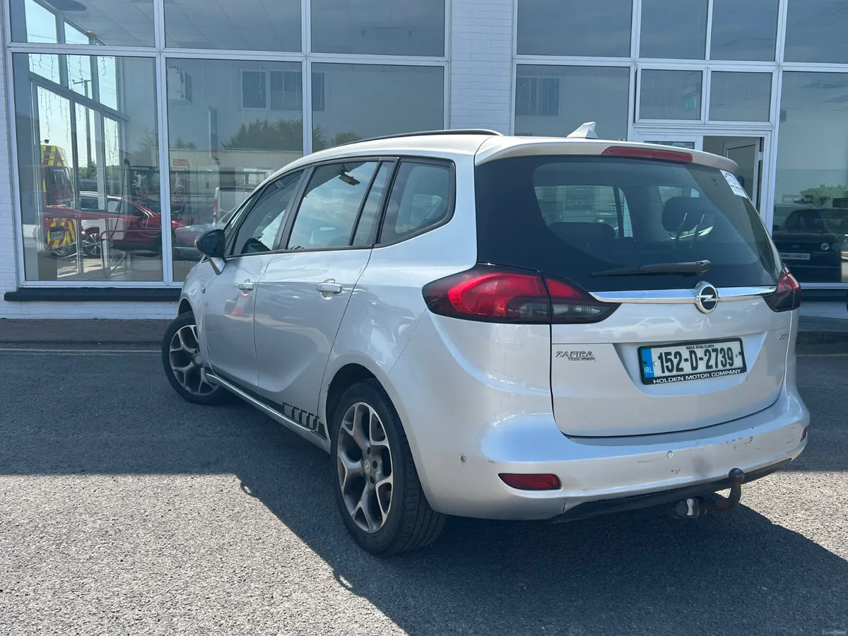 Opel Zafira 2015 - Image 2