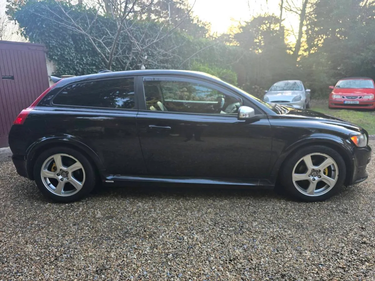 2009 Volvo c30 - Image 2