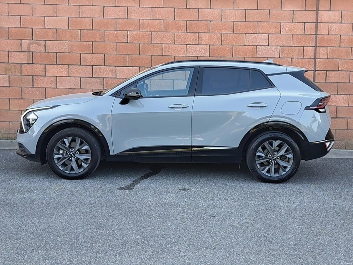 Kia Sportage Hybrid 30th Anniversary Edition. - Image 3