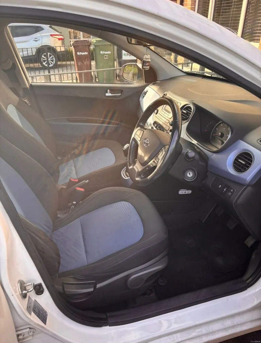 Hyundai i10 2015 - Image 3