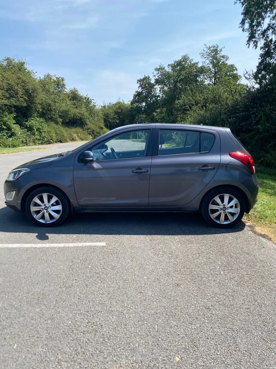 Hyundai i20 2014 *Low Mileage* - Image 2