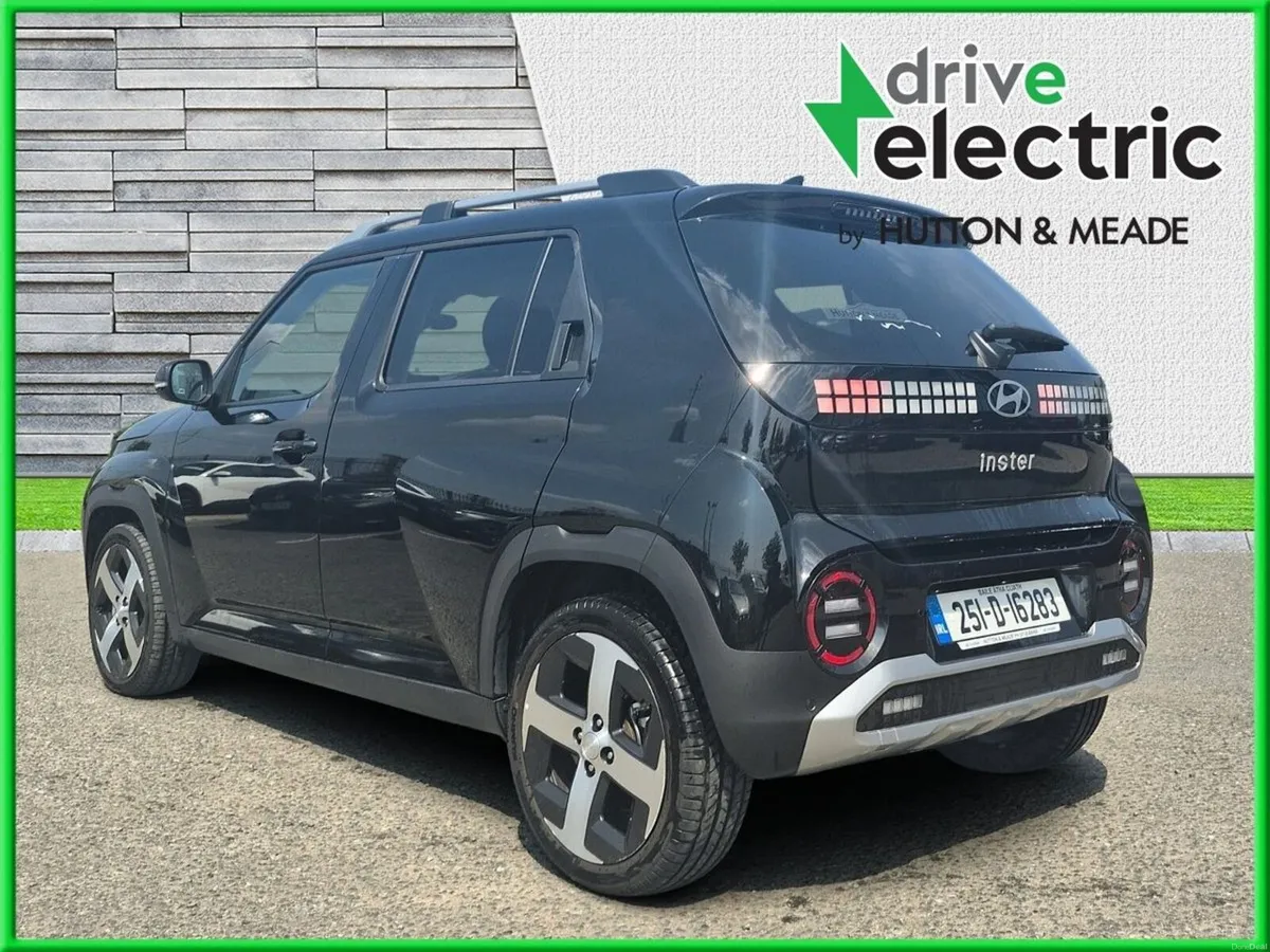 Hyundai INSTER Elegance 49kw Range 360kms - Image 2