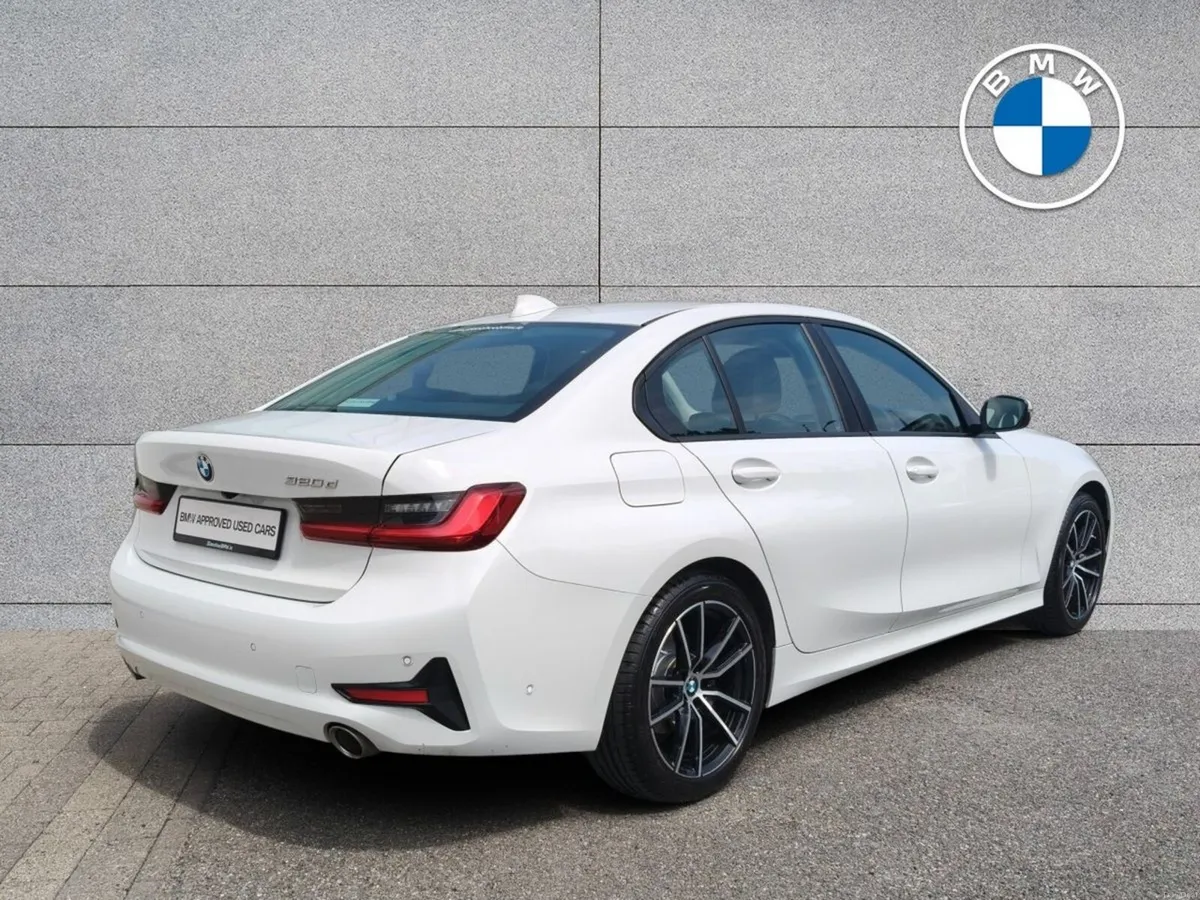 BMW 3-Series 320d SE Saloon - Image 2