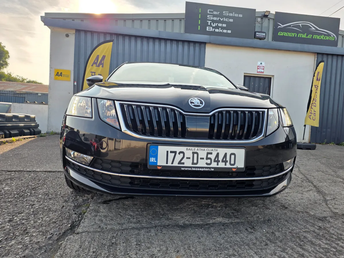 2017 SKODA OCTAVIA * ONLY 34K MILES * 2.0DIESEL - Image 2