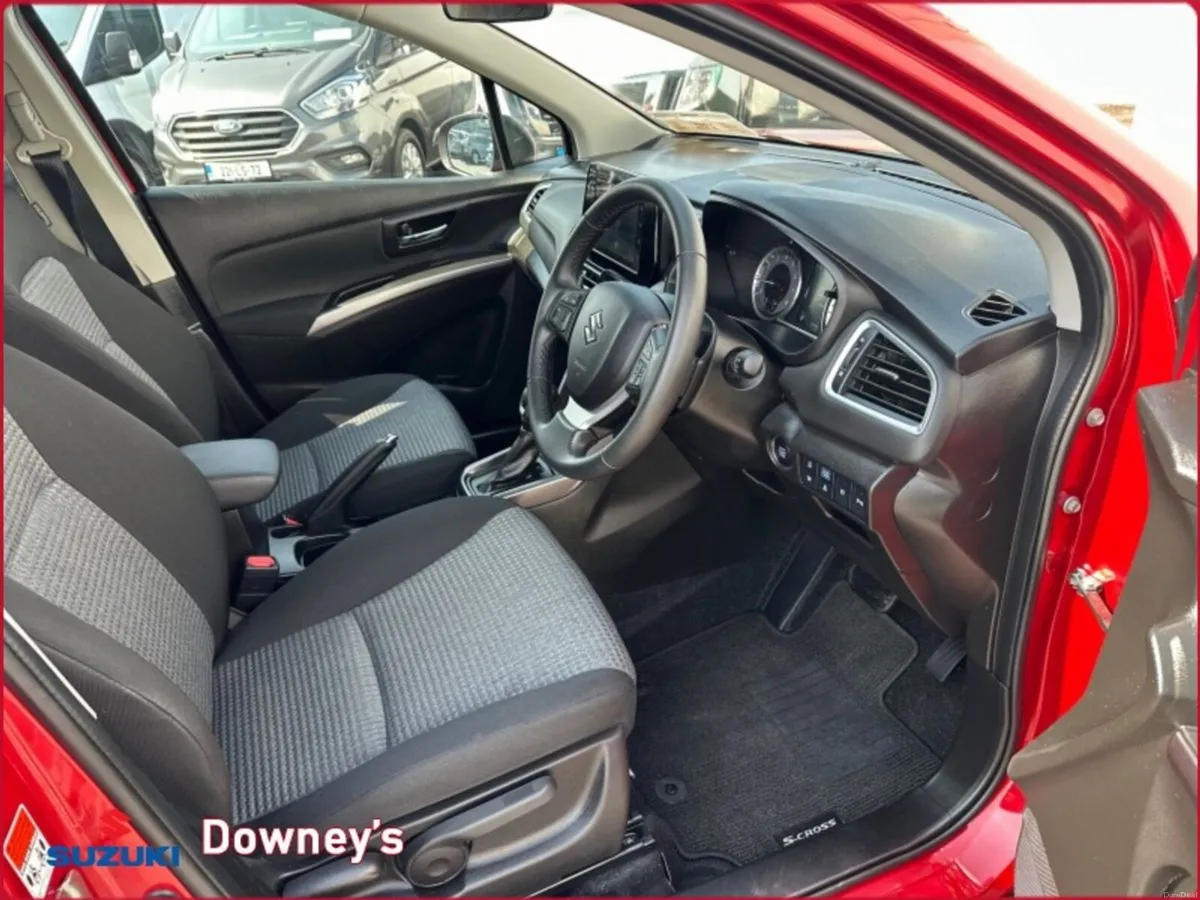 Suzuki S-CROSS 1.5 PETROL - Image 2