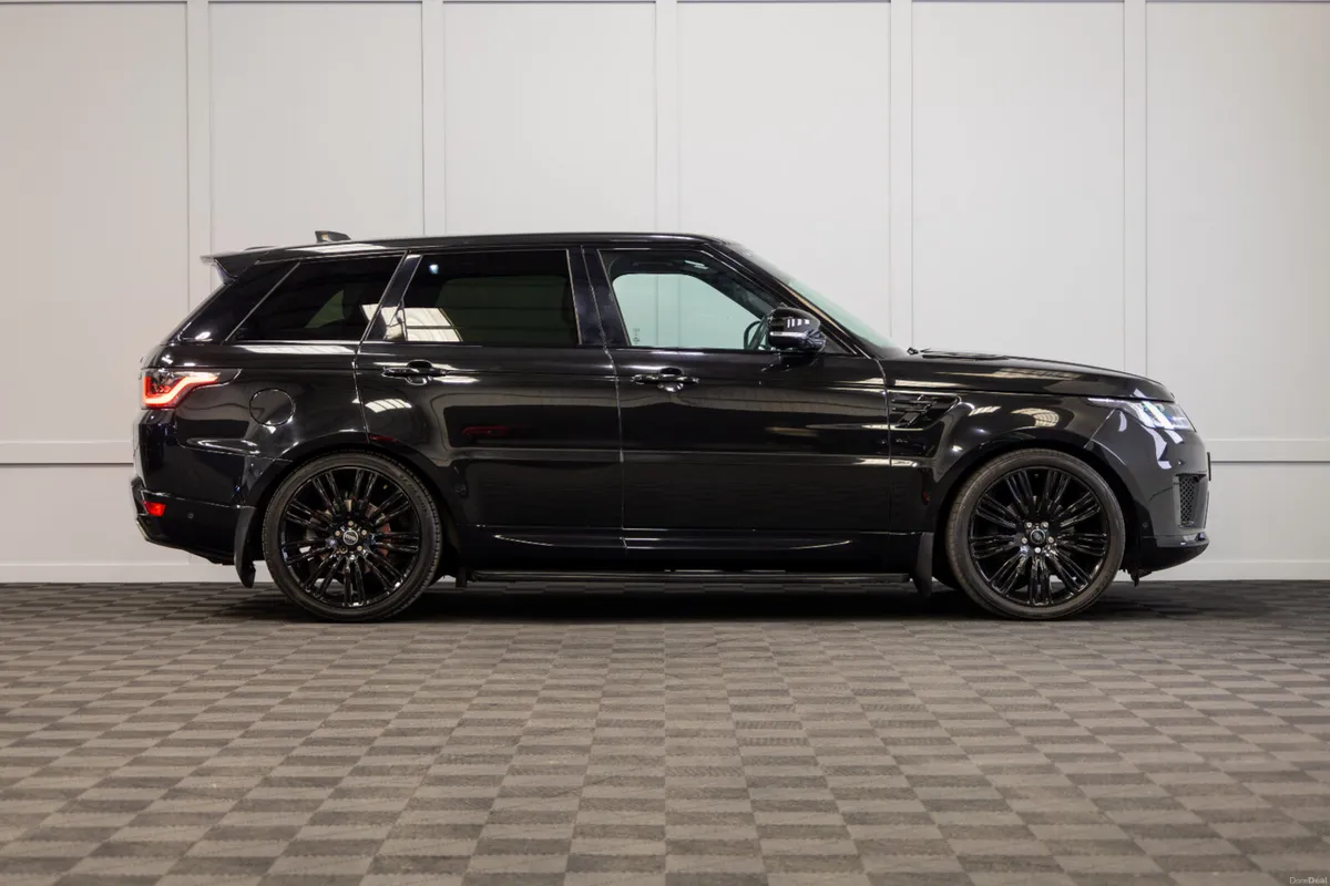 2019 Range Rover Sport P400e HSE *Pan Roof - Image 6