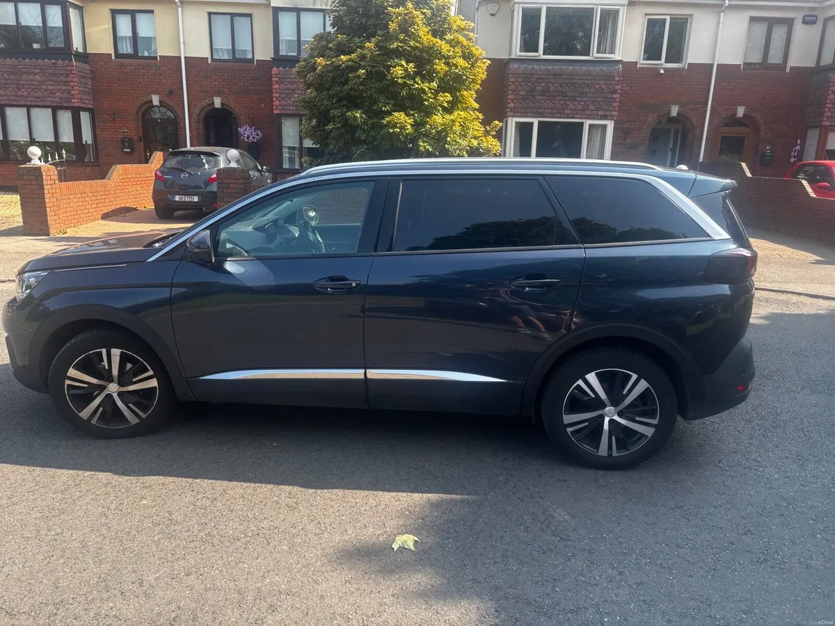 Peugeot 5008 2019 - Image 4