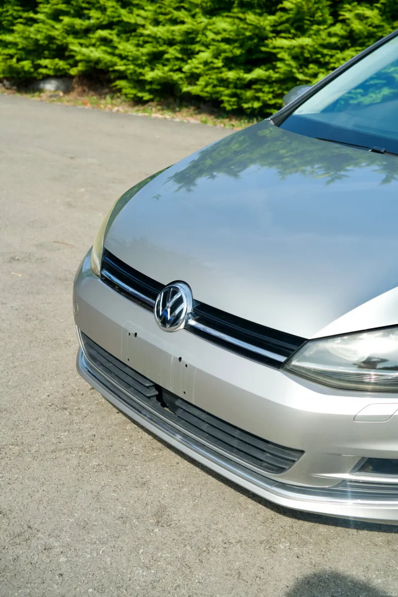 VW Golf 2017-extremely low mileage - Image 4