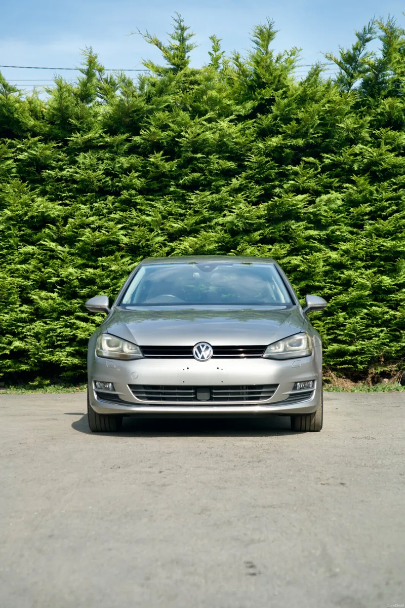 VW Golf 2017-extremely low mileage - Image 2