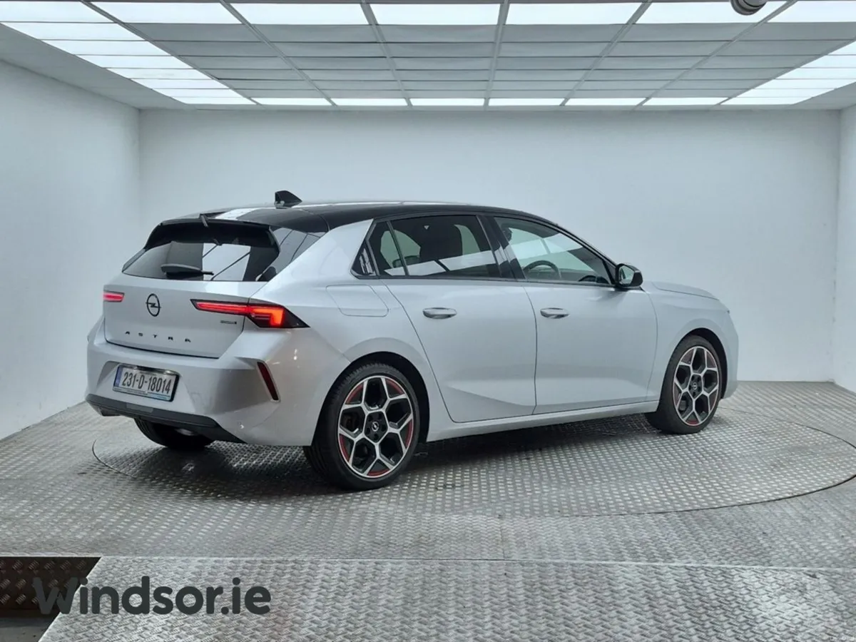 Opel Astra GS PHEV 1.6 180ps 8 Speed Auto - Image 3