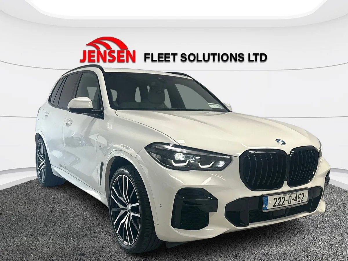 BMW X5 7 seats xDrive30d M Sport (MHT) - Image 1
