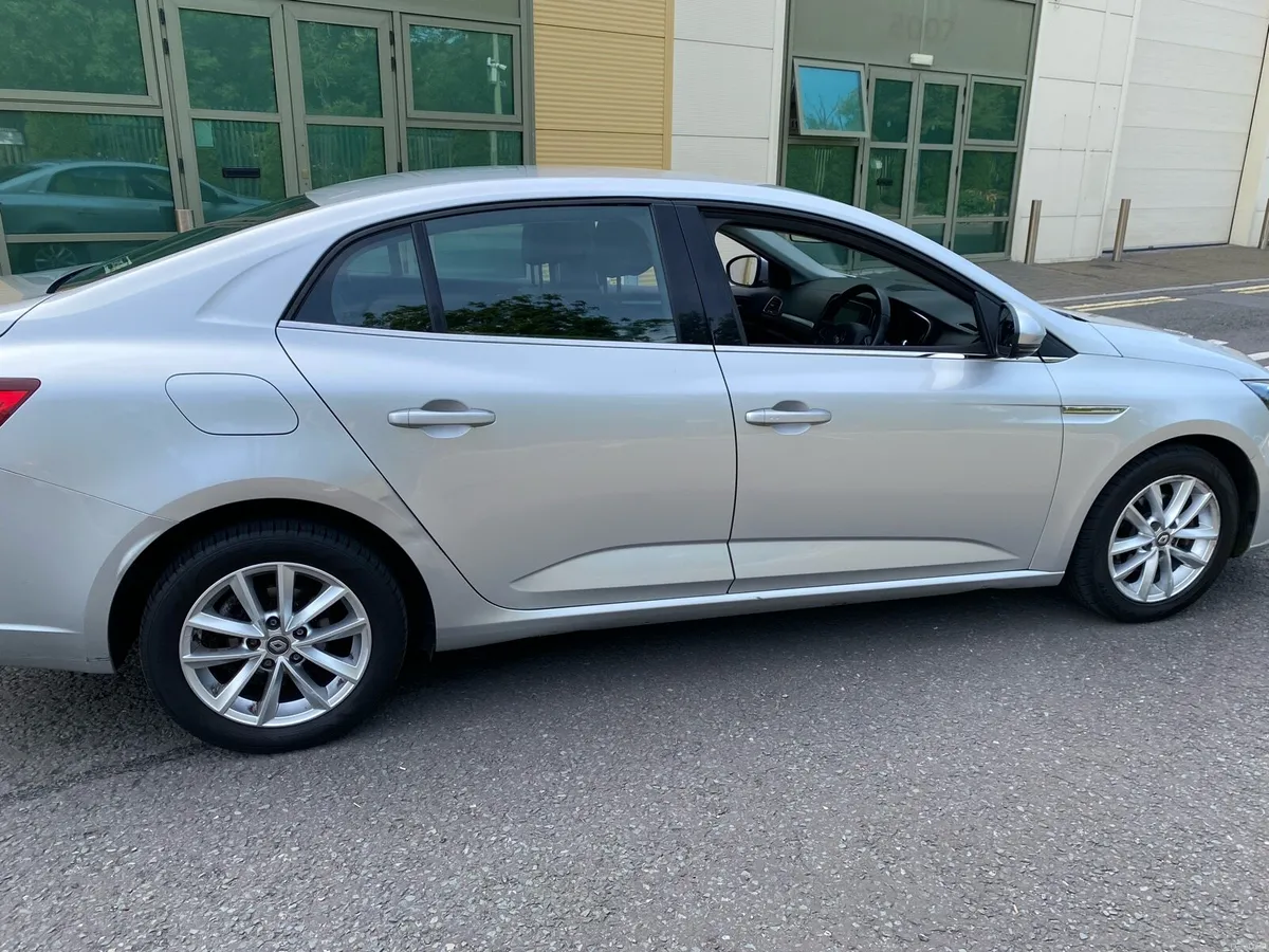 2017 Renault megane saloon one owner cheapest  17 - Image 6