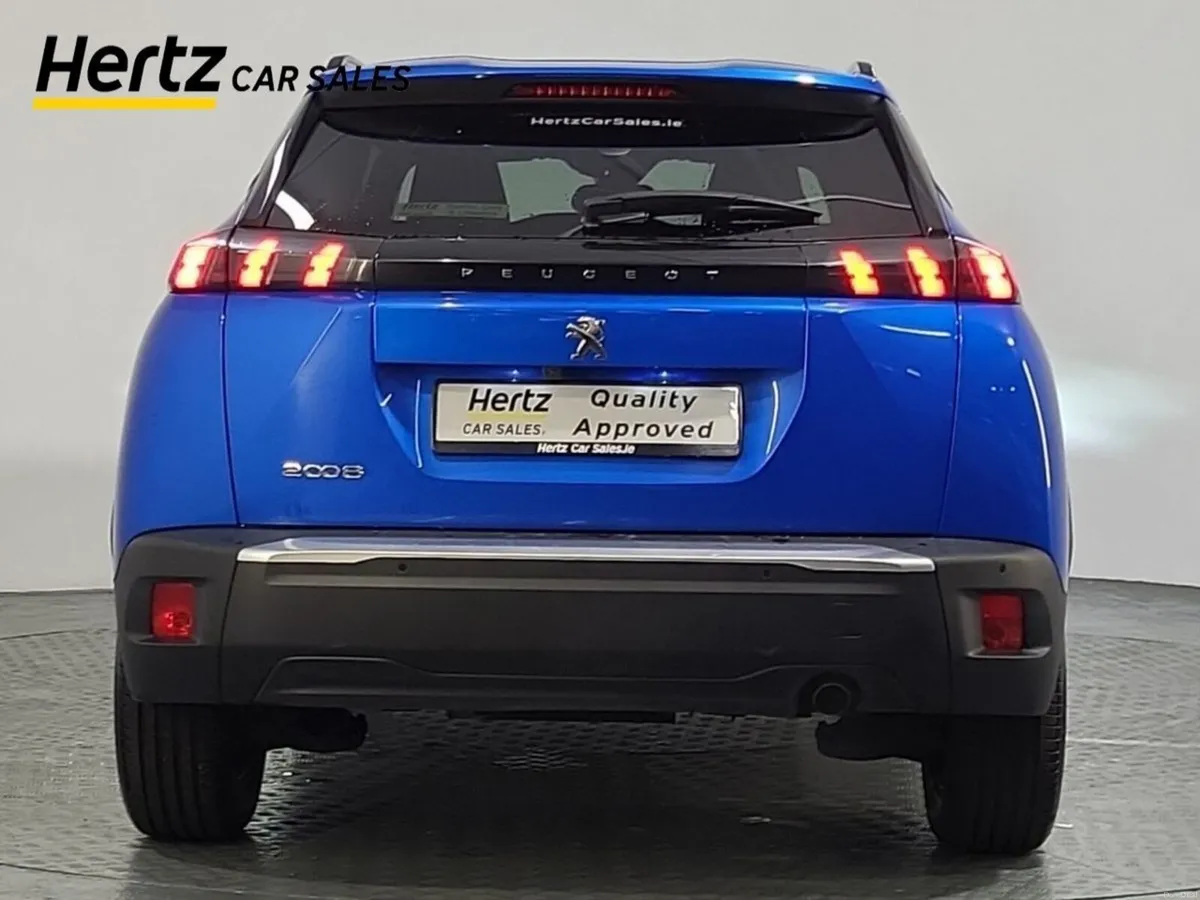 Peugeot 2008 Allure 1.2 Petrol Manual - Image 4