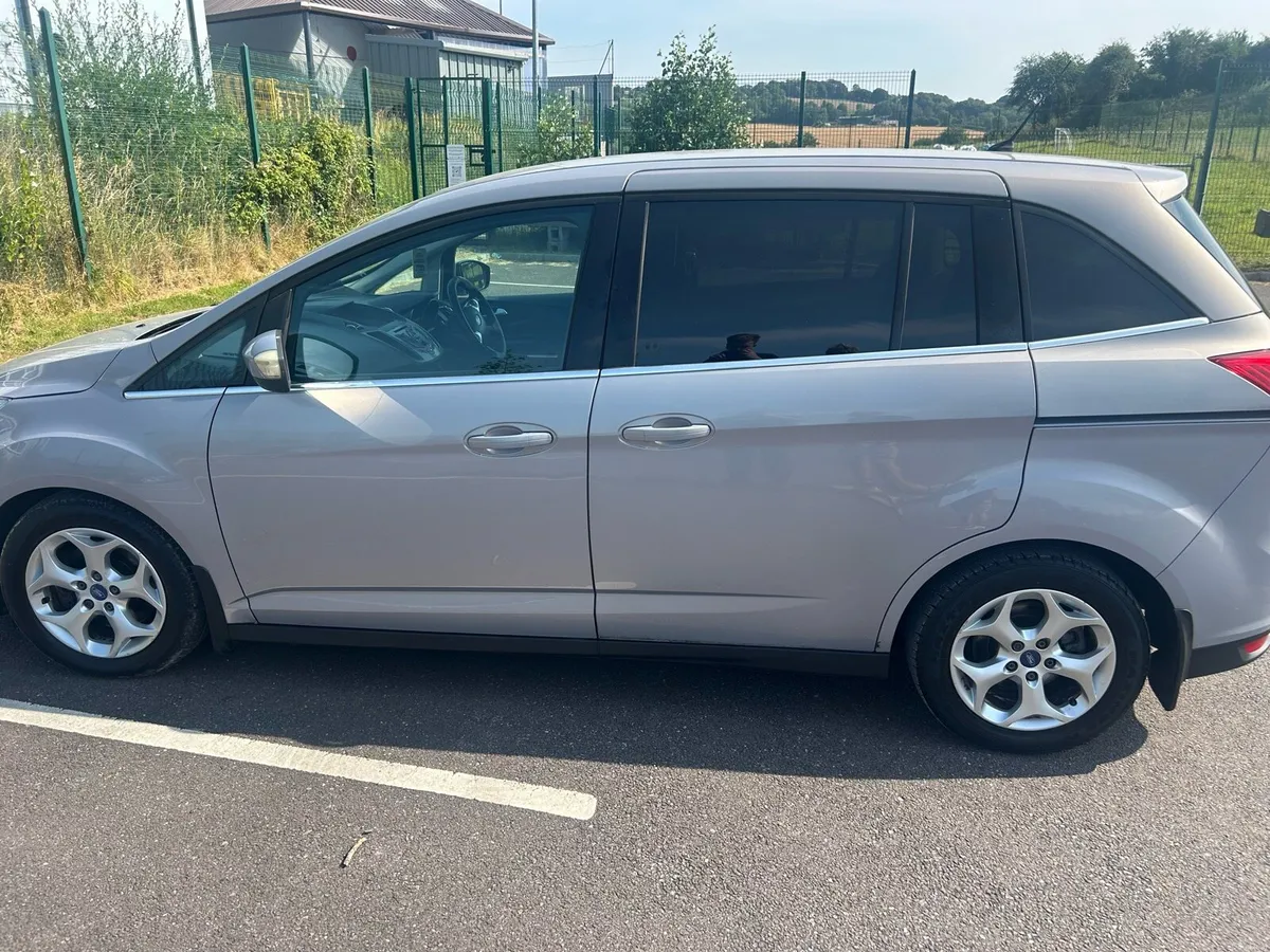 Ford Grand C Max - Image 3