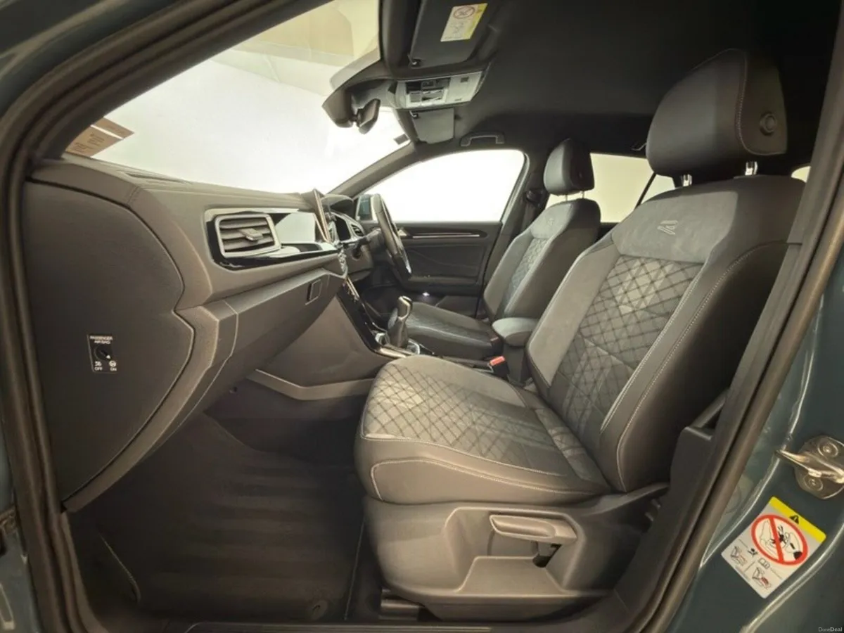 Volkswagen T-Roc R-Line Manual - Image 6