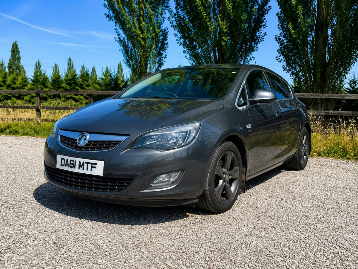Vauxhall Astra 2012 - Image 5