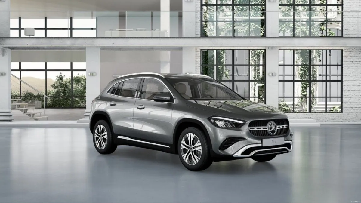 Mercedes-Benz GLA 180D Progressive Plus Compact SU - Image 1