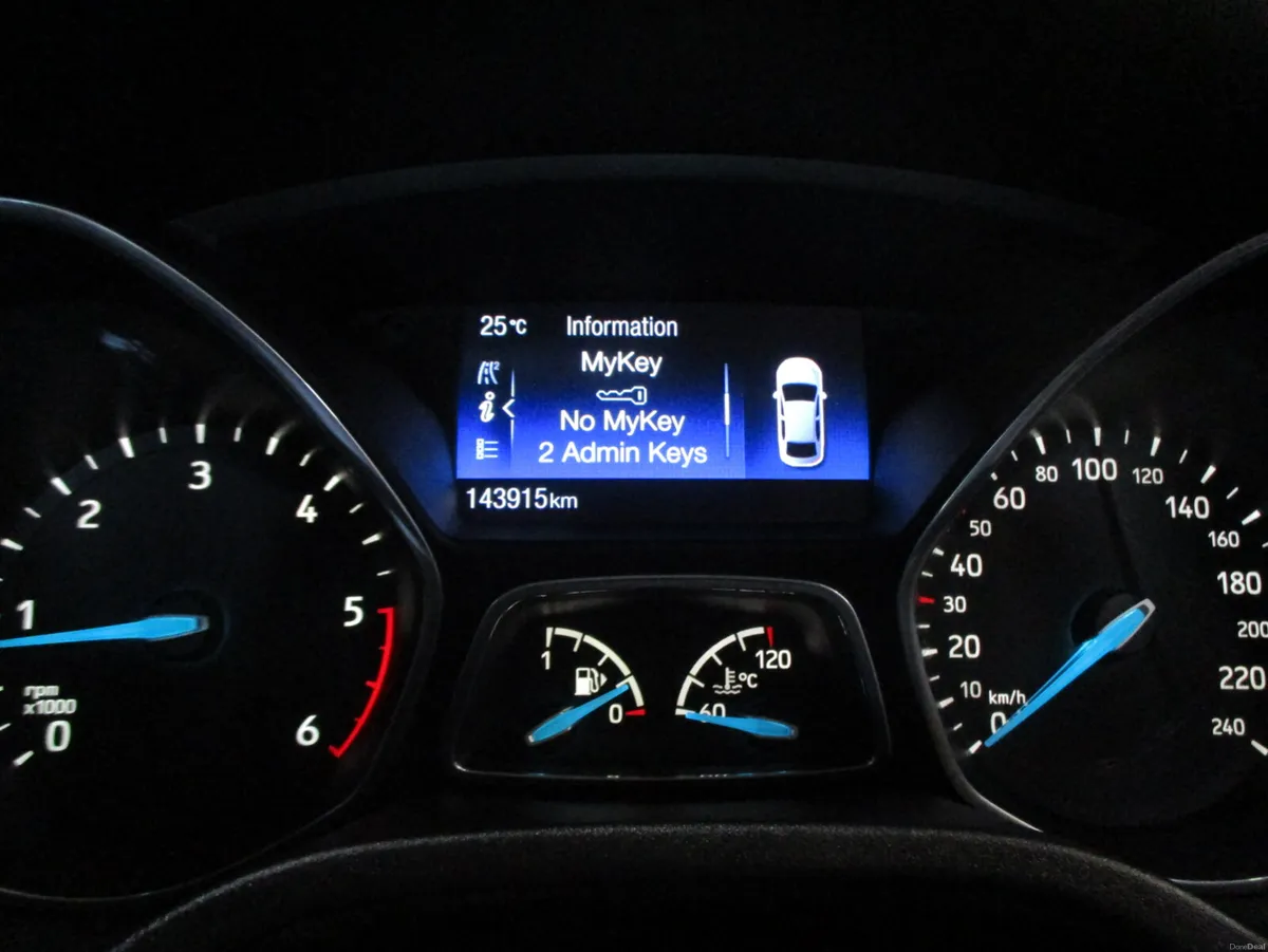 Ford Focus 2016 1,5TDCI TITANIUM - Image 3