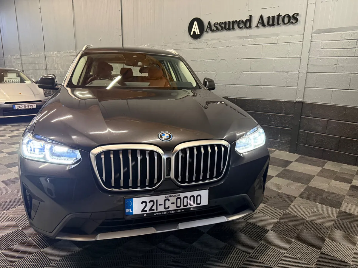 221 BMW X3 30E X-Line LCi - Image 5