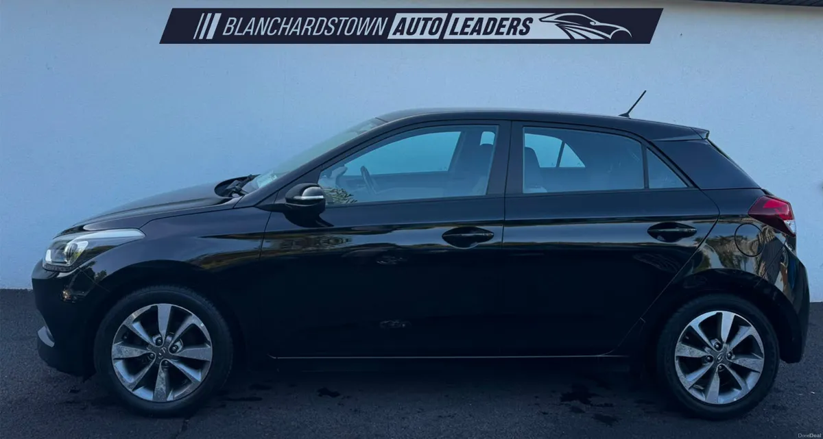 HYUNDAI I20 1.2 DELUXE - Image 2