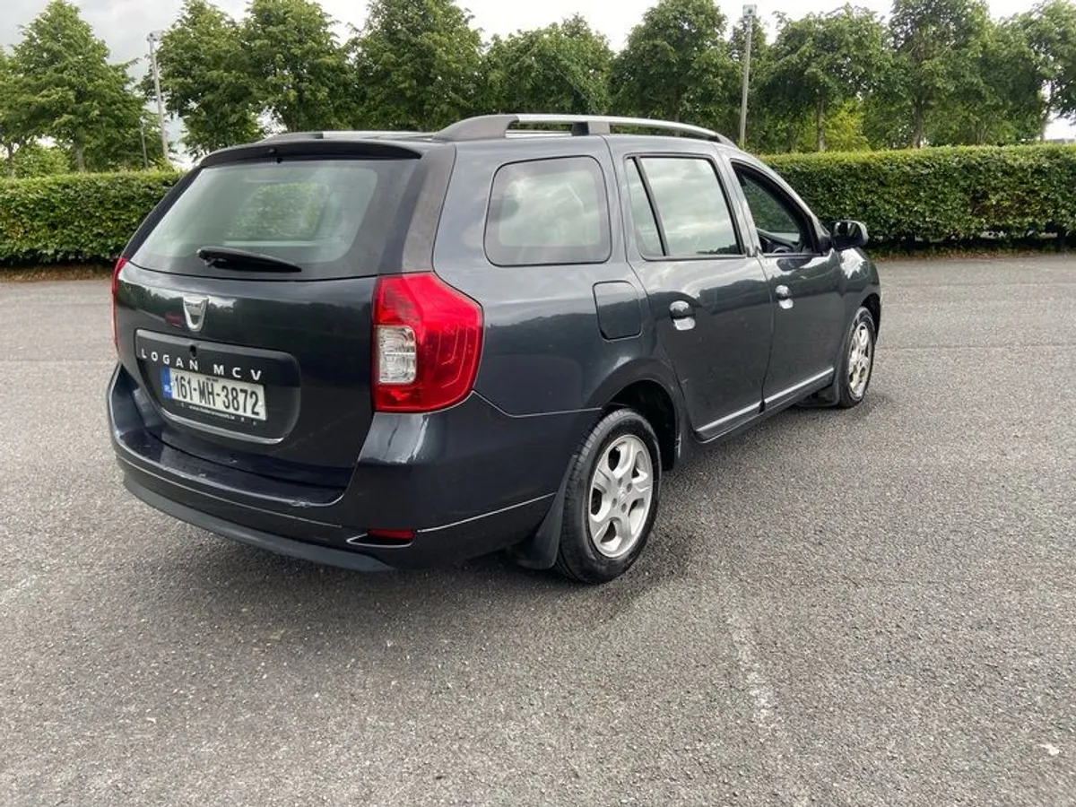 2016 Dacia Logan 1.5 Diesel 5 Door Estate - Image 3