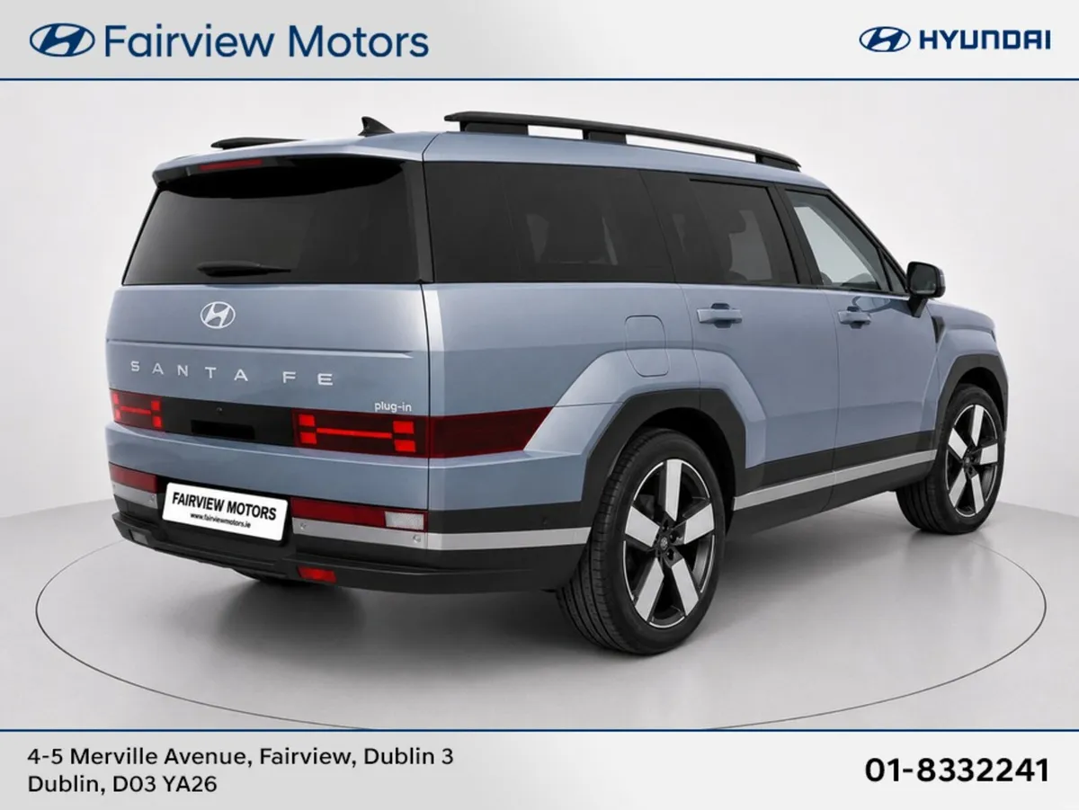 Hyundai Santa Fe PREMIUM PHEV ** Only 3000km ** - Image 3