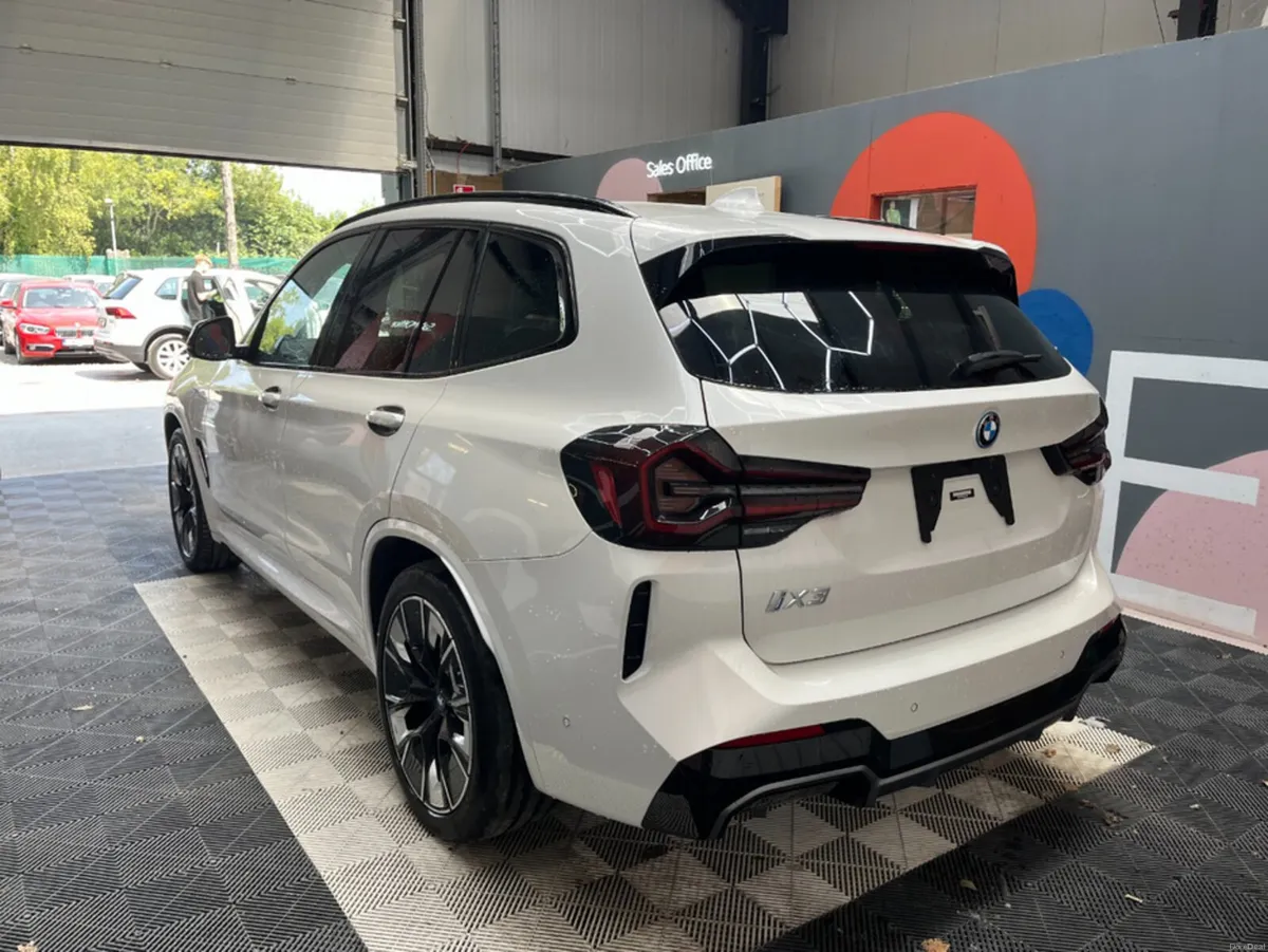 BMW iX3 2023 BMW IX3 M-SPORT AUTOMATIC / CRUISE CO - Image 4