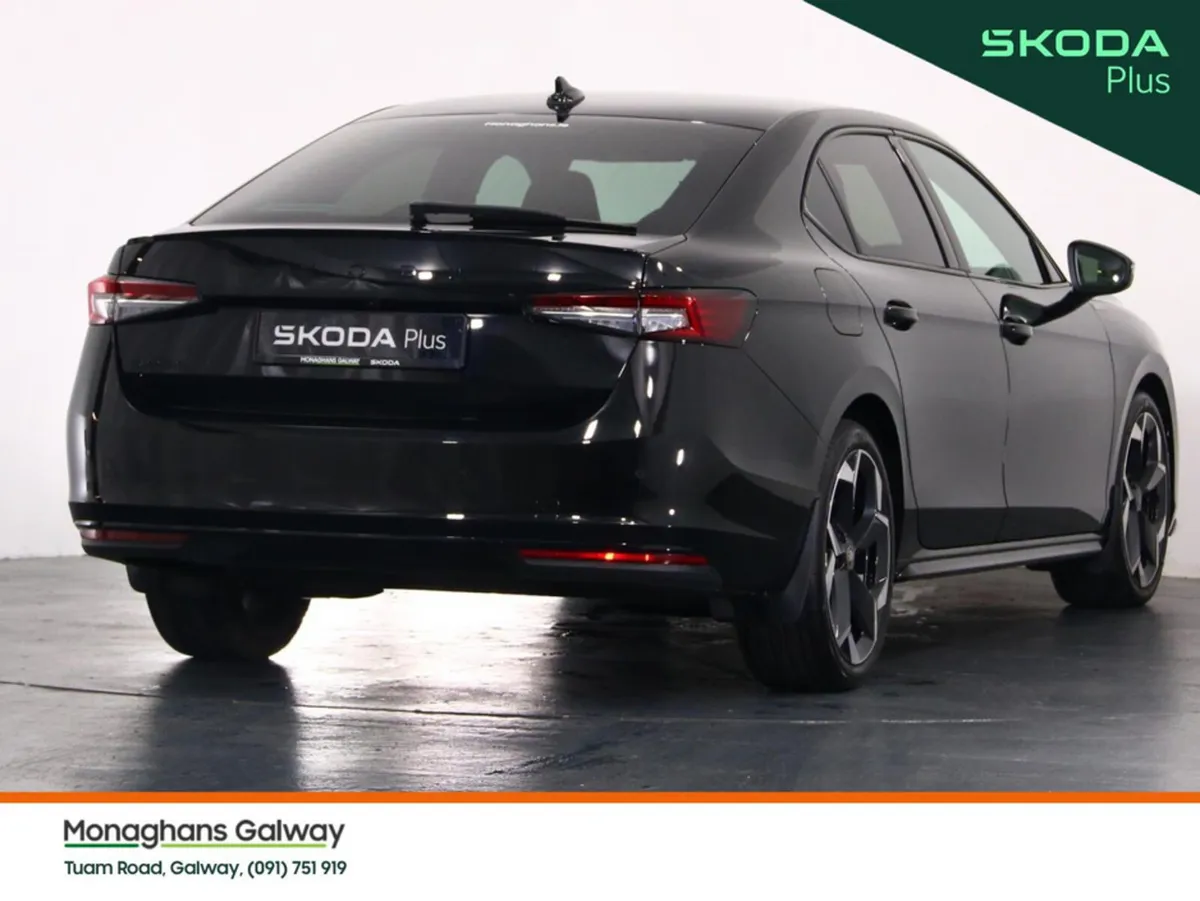 Skoda Superb SPORT 2.0 TDI 150HP DSG 5DR - Image 3