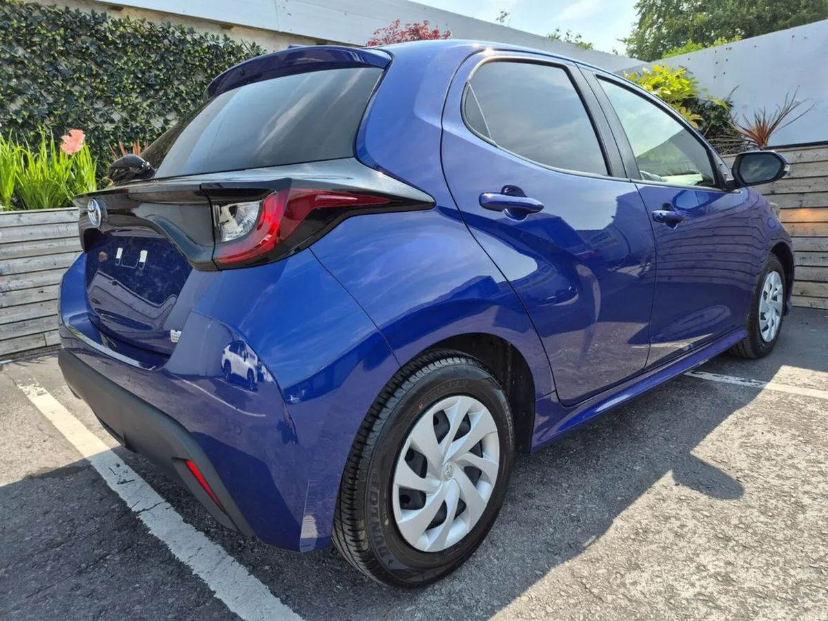 Toyota Yaris 1.5 HYBRID / X SPEC / LOW MILEAGE / T - Image 5