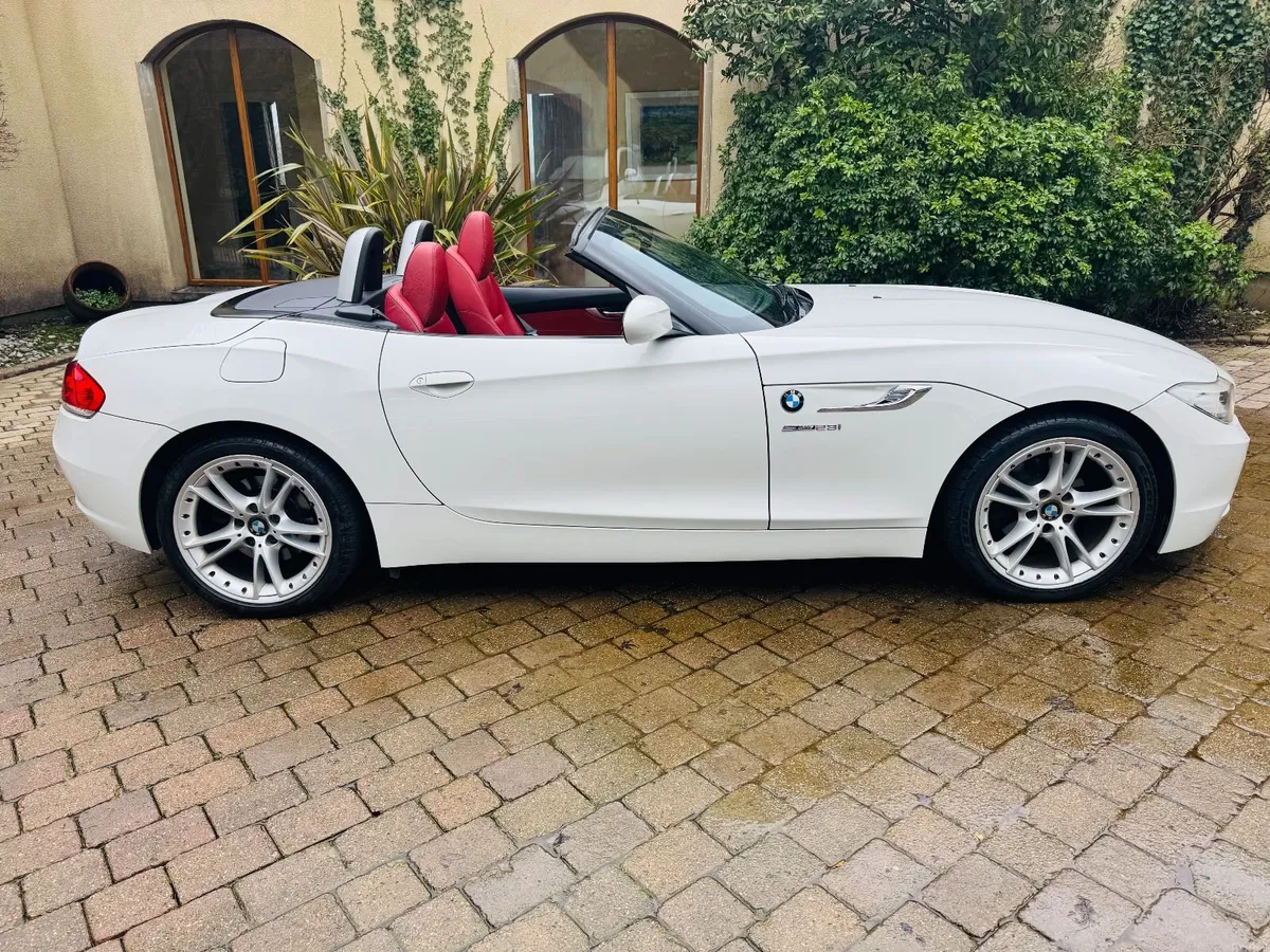 BMW Z4 2.0 M Sport Roadster - MEGA NI CAR - Image 3