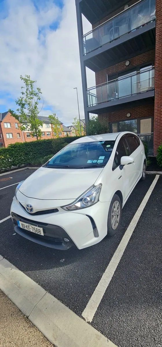 Toyota Prius 2016 7 seater fresh NCT .. - Image 6