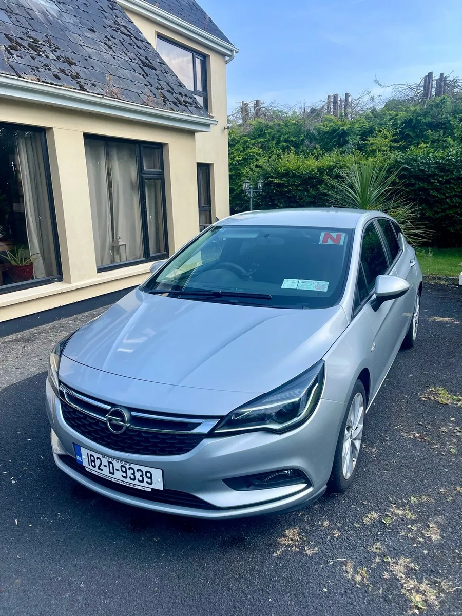 Opel Astra SC 1.0 Turbo - Image 4